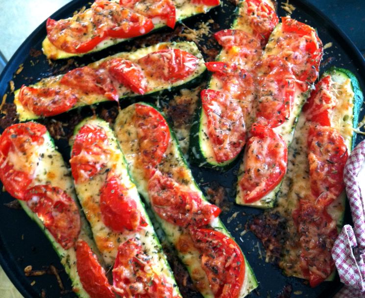 Рецепт кабачков с помидорами и сыром