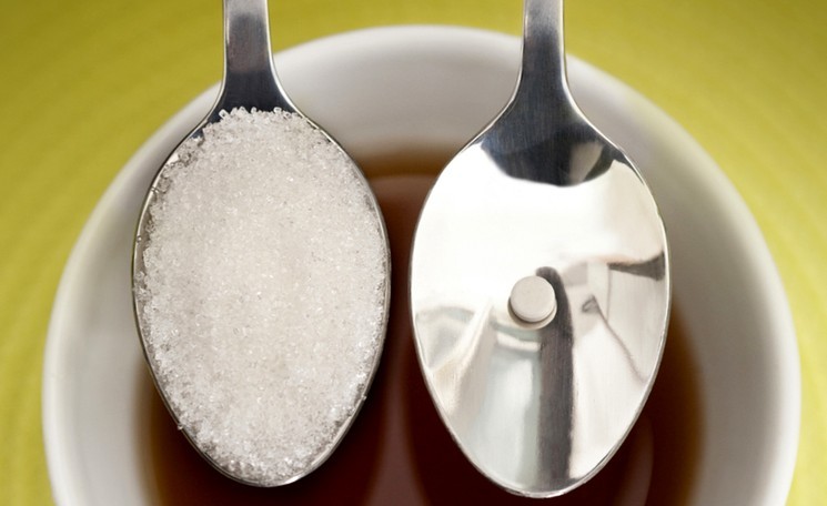 Можно ли заменить сахар сахарозаменителем?